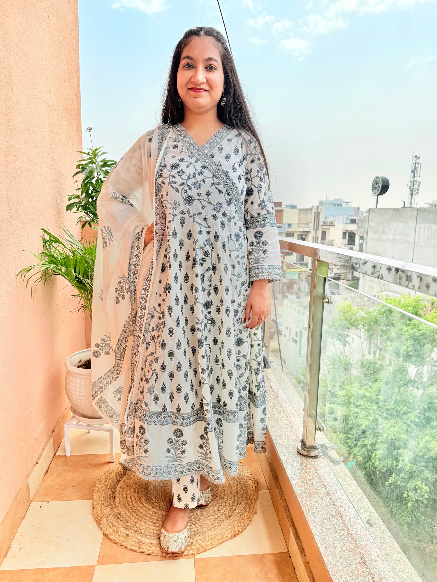 Curated collection of women's ethnic Suits and traditional wear-Themkmaan