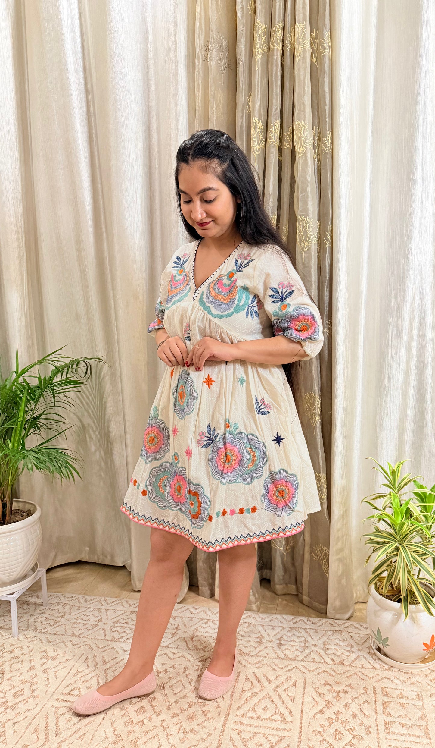 Ocean Air Embroidered Cotton Dress – Off-White Vacation Essential